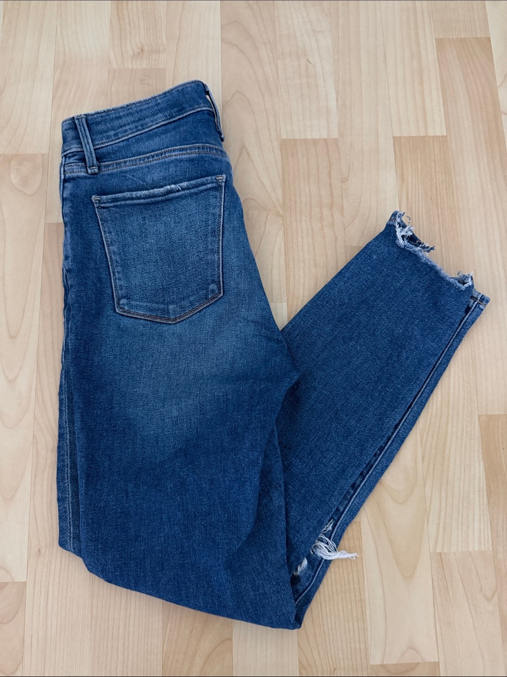 Women's Ankle Skinny Jeans in Dark Blue - Comfortable Stretch